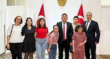 Kaymakam Kaya, özel öğrencileri ağırladı