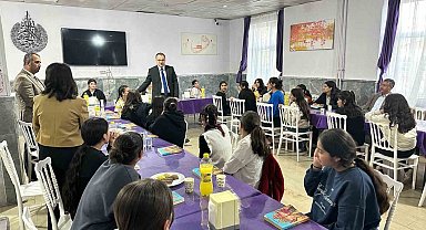 Kaymakam Koşansu'dan pansiyonda kalan öğrencilere ziyaret