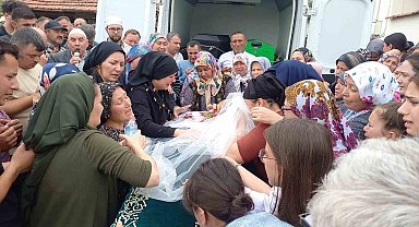 Kazada hayatını kaybeden genç kız duvağıyla uğurlandı