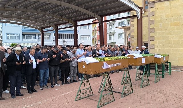 Kazada ölen 2 kardeş toprağa verildi