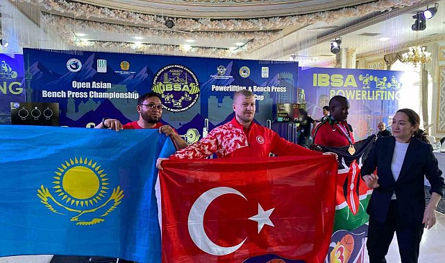 Kazakistan'da madalya yağmuru