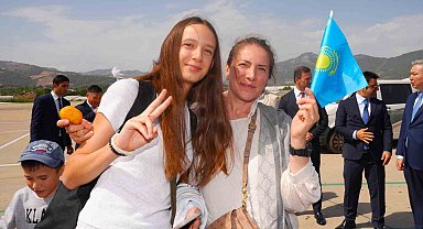 Kazakistan'dan Gazipaşa-Alanya Havalimanı'na ilk direkt uçuş gerçekleşti