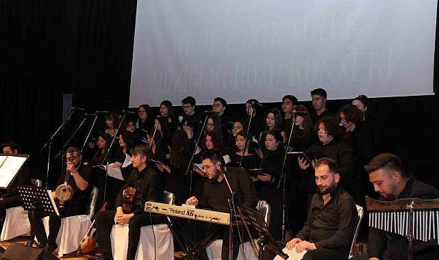 KEAL Türk Halk Müziği Korosu konseri büyük beğeni topladı