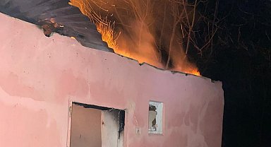 Kemah'ta ev yangını