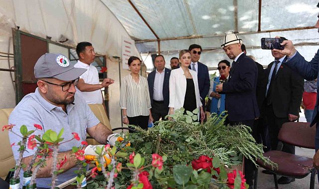 Kepez ve Kırgız Balıkçı şehri arasında kardeşlik köprüsü kuruldu