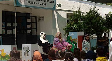 Kepez'den çocuklara masal gibi tiyatro gösterisi