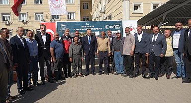 Kilis'te tarıma ve istihdama katkı sağlayacak ekipmanlar çiftçilere teslim edildi