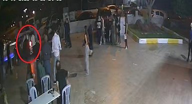 Kına gecesi bitiminde egzoz sesi çıkaran gelin arabasını uyardı, damadın saldırısına uğradı