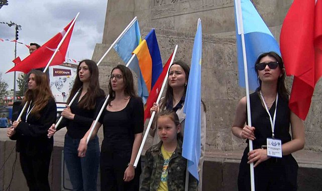 Kırım Tatar Türkleri'nin Sürgünü'nün 81. yıl dönümü Ulus Meydanı'nda anıldı