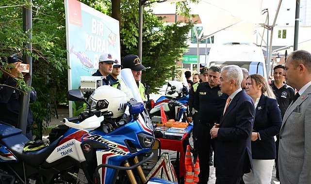Kırklareli'nde Valisi Turan, sürücülerin trafik kurallarına uyması konusunda uyardı