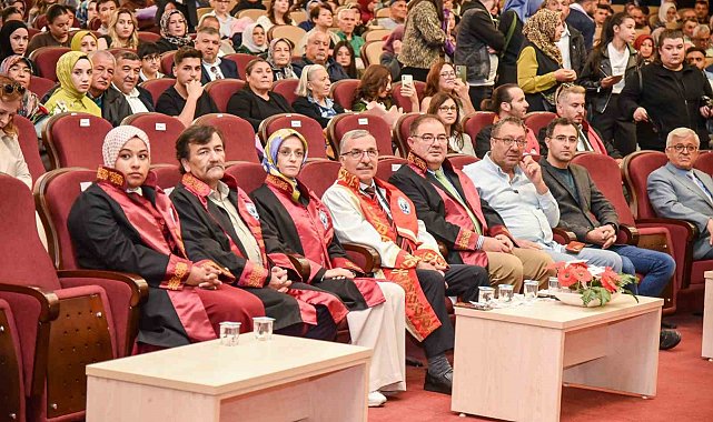 KMÜ'de ilk mezuniyet heyecanı