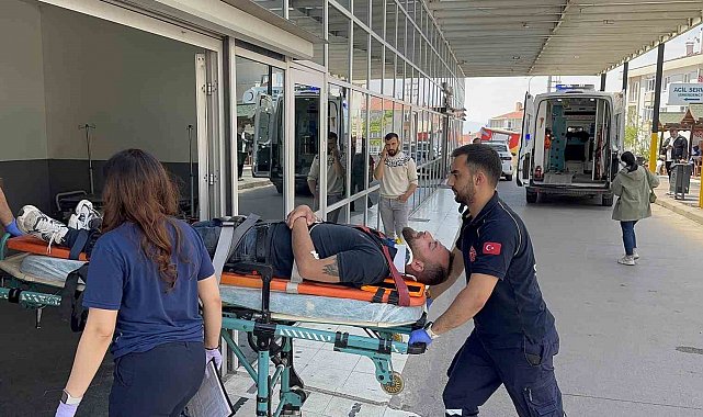 Kontrolden çıkan motosiklet kaza yaptı, sürücü yaralandı