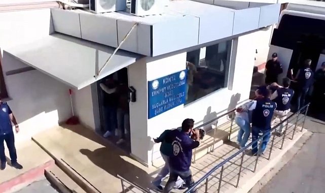 Konya Polisinden dolandırıcılara 10 ilde operasyon: 13 tutuklama
