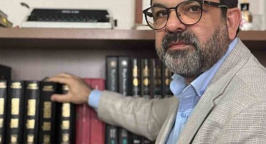 Köseoğlu'ndan yeni kitap: 'Arasta'da Bir Zaman Yolculuğu'