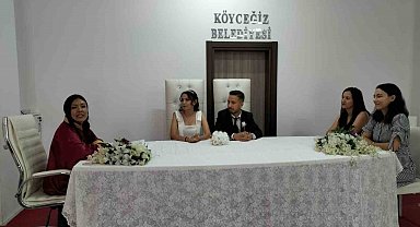 Köyceğiz'de çiftler nikah için yoğunluk oluşturdu