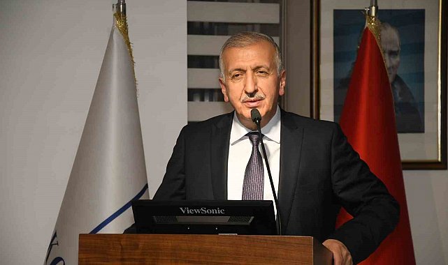 KSO Başkanı Büyükeğen, sanayinin devlerini tebrik etti