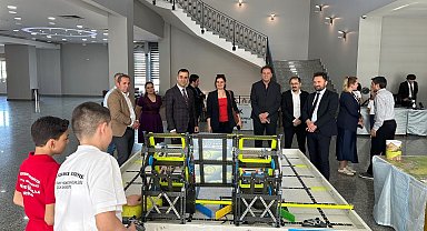 Küçükçekmece'de Bilişim ve Teknoloji Ödül Töreni düzenlendi