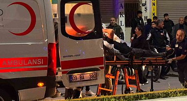 Kuşadası'nda iki grup arasında sopalı kavga