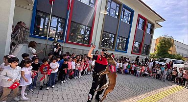 Kuşadası'nda minik öğrencilere jandarma tanıtıldı