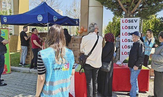 LÖSEV'den 250 aileye et dağıtımı