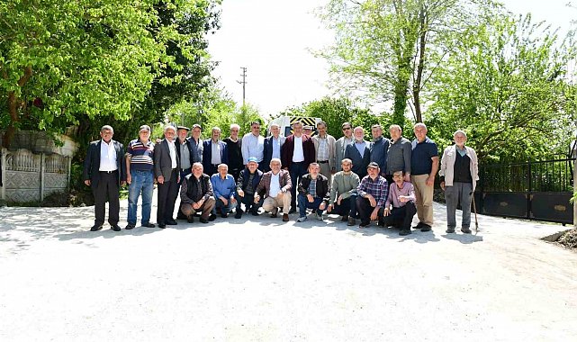 Mahalleliden yol yapımına yemekli teşekkür