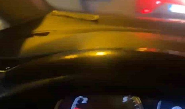 Maltepe'de yol verme tartışması: Önünü kesti, aracını yumrukladı