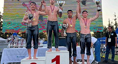 Manavgat Belediyesi güreşçileri Fethiye'den madalyalarla döndü