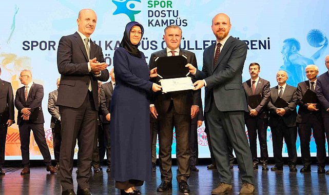 Manisa CBÜ'ye "Spor Dostu Kampüs" ödülü