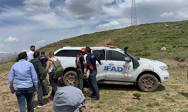 Mantar toplarken kayadan düşen vatandaş kurtarıldı