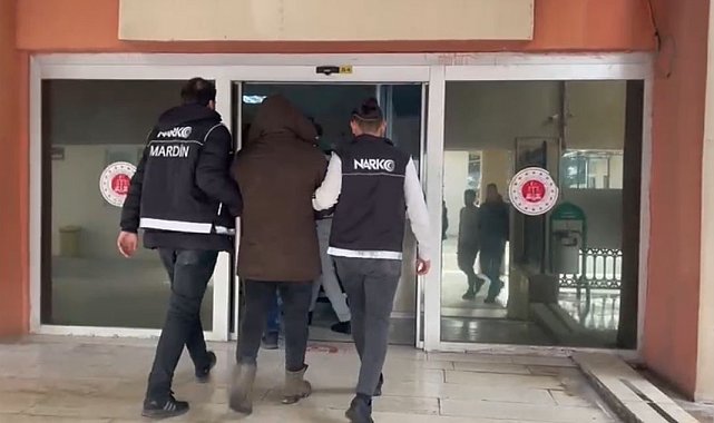 Mardin'de 5 sokak satıcısı tutuklandı