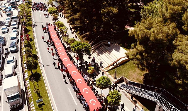 Mardin'de Gençlik Yürüyüşü coşkusu