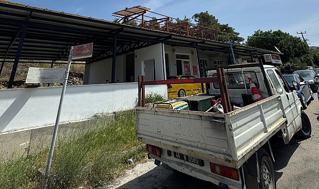 Marmaris Belediyesi ekiplerinin dikkatsizliği ormanı küle çevirdi