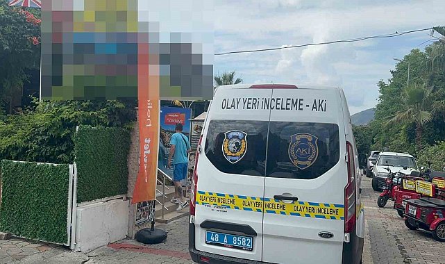 Marmaris'te apartın çatı katından düşen İngiliz turist hayatını kaybetti