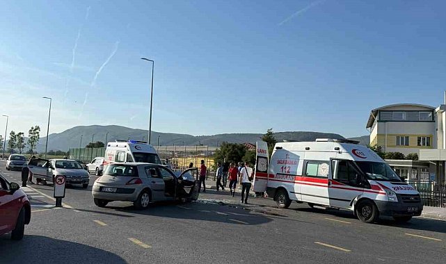 Menteşe'de trafik kazası: 2'si çocuk 3 kişi yaralandı