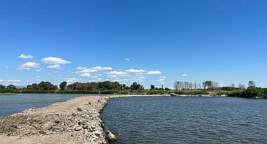 Meriç Nehri'ne deniz suyu karışmaması için set çekildi