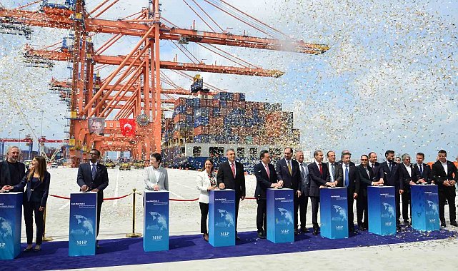 Mersin Limanı'nın genişleme projesinin ilk etabı törenle açıldı