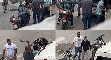 Mersin'de trafikte bıçaklı kavga: O anlar kamerada