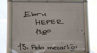 Metrobüs kazasında hayatını kaybeden Ebru Heper defnedildi