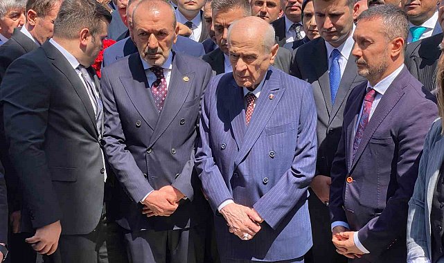 MHP Lideri Bahçeli, Ülkücü Şehitler Anıtı'nı ziyaret etti
