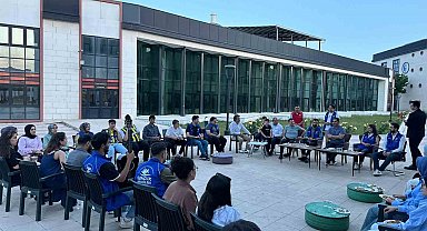 Milletvekili Bozgeyik üniversiteli gençlerle buluştu