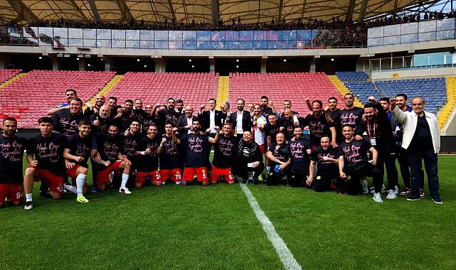 Milletvekili Hatipoğlu: "Tarih yazdınız, Eskişehirspor'um!"