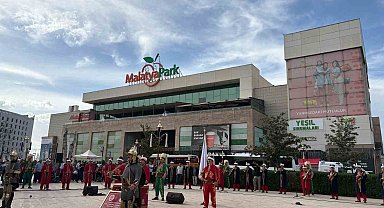 Milli Savunma Bakanlığı Mehteran Birliği'nden Malatya'da coşkulu konser