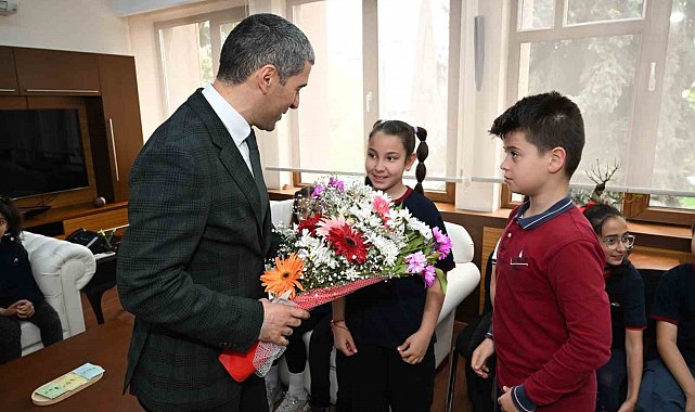 Minik kalemlerden büyük eser: 'Çocuğum, Yazarım'