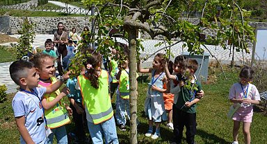 Minik öğrenciler doğayla tanıştı