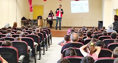 Minik öğrenciler gıda konusunda bilgilendirildi