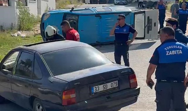 Motor ehliyetli otomobil sürücüsünün çarptığı zabıta aracı devrildi: 2 yaralı