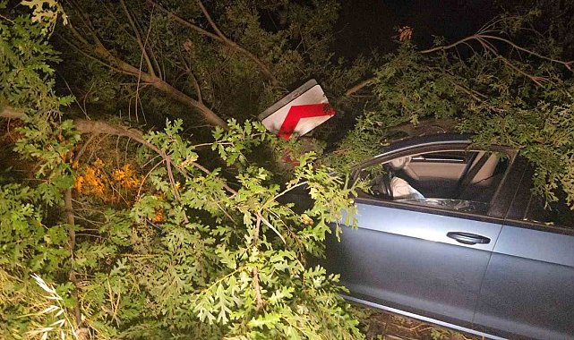 Motosiklet ile otomobil çarpıştı: 1 yaralı