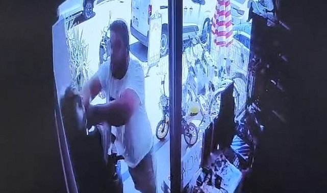 Motosiklet tartışması kanlı bitti: Esnafı darbedip hastanelik ettiler