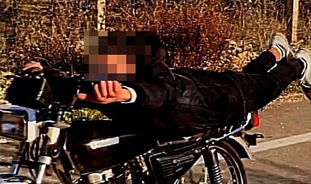 Motosikletli şov pahalıya patladı: Ehliyeti iptal edildi, 19 bin TL ceza kesildi