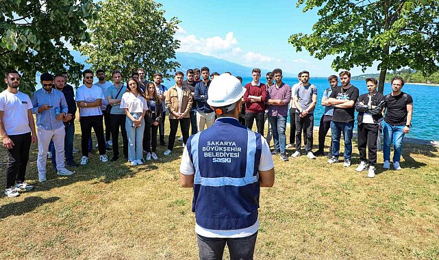 Mühendis adayları enerji üreten sistemleri yerinde inceledi